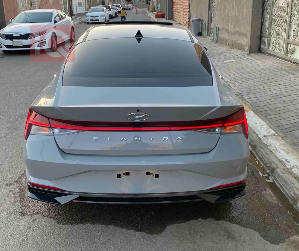هیوندای ئەلەنترا